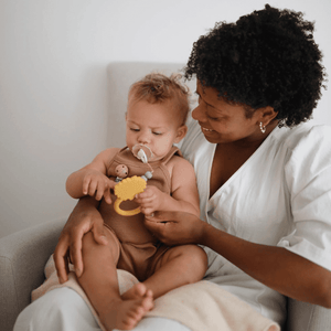 Mushie Beissring Lion Light Yellow | Beissring | Beluga Kids