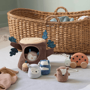 Sebra Aktivitätsspielzeug Versteckspiel Baumstumpf | Babyspielzeug | Beluga Kids