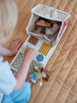 Fabelab Stoffhaus Little Farm | Activity-Spielzeug | Beluga Kids