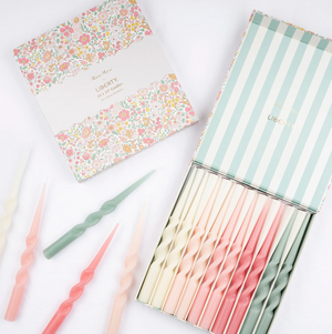 Meri Meri x Liberty gedrehte Kerzen in Geschenkbox, 10 verschiedene Farben, elegante Tischdeko.