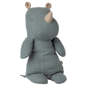 Safari-Freunde Nashorn Dusty Blue mit weichem Stoff, 34 cm hoch, perfekt zum Umarmen, nachhaltig gefüllt.