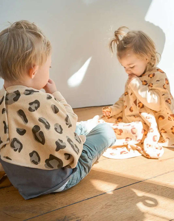 Little Casimir Frottee-Lätzchen Boo für Babys
