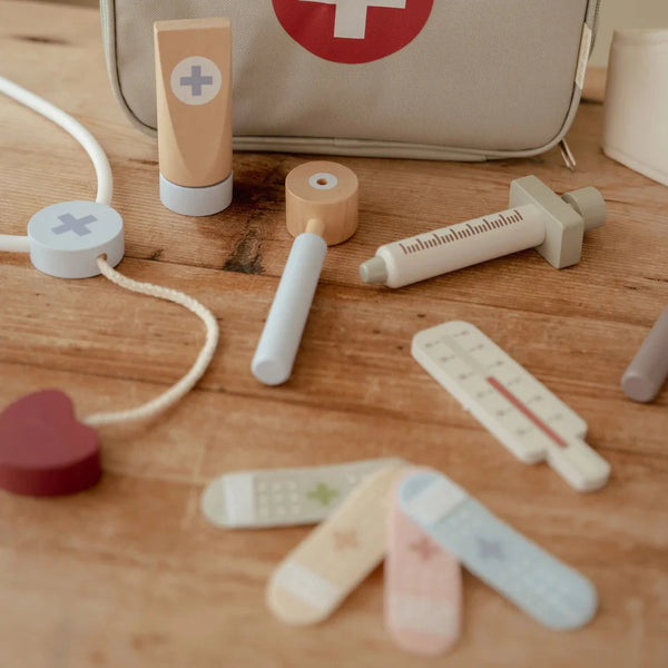 Wooden Doctor Playset, Green 