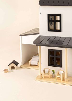 Filzkissen auf den Gartenstühlen des Coco Village Outdoor-Sets
