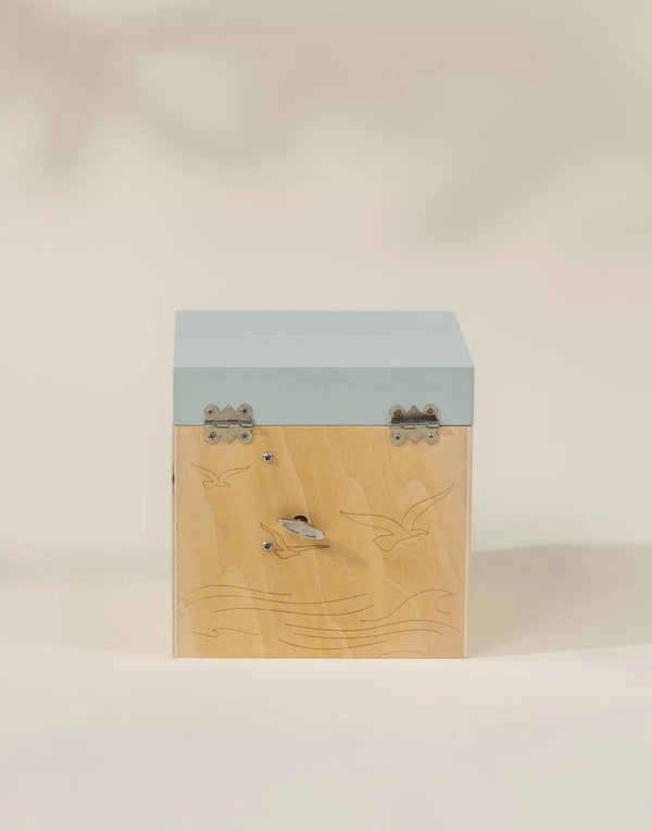 Ocean music souvenir box