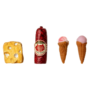 Maileg Kühlschrank Creme, geöffnet