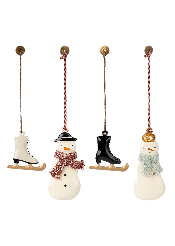 Winter Wonderland Metal Ornament Set 