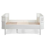 The Sebra bed Junior &amp; Grow Classic White 