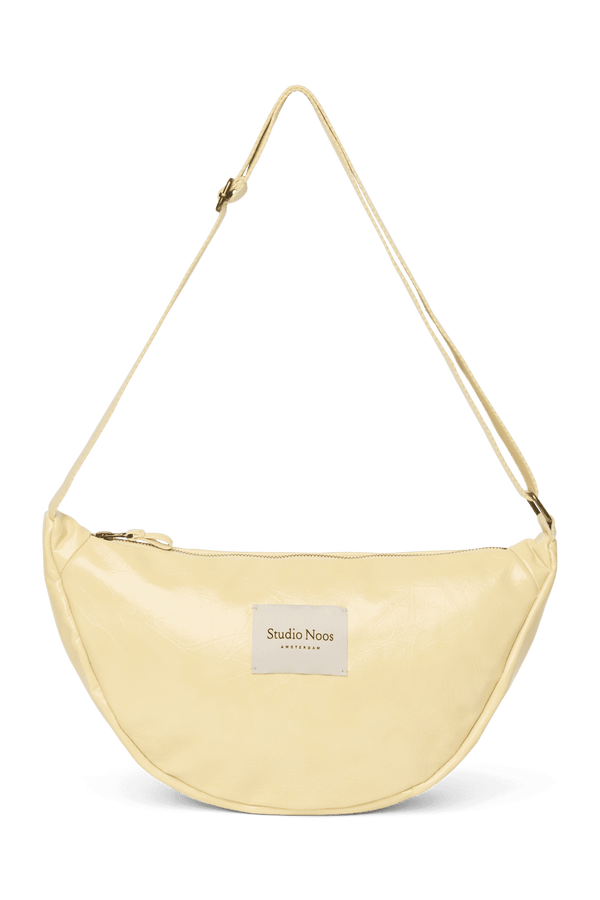 Studio Noos Gürteltasche für Erwachsene aus veganem Leder in Butter Yellow