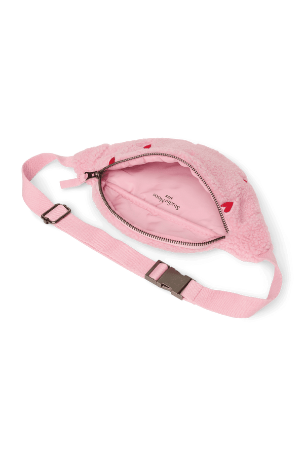 Herzmuster auf dem rosa Teddy-Stoff der Studio Noos Kindergürteltasche