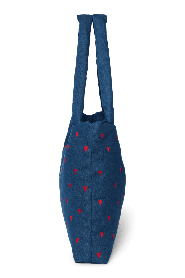 Henkel der Studio Noos Denim Mom Bag Dark Blue Red Hearts im Detail