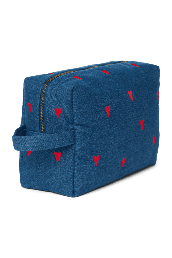 Innenraum des Studio Noos Denim Necessaires Dark Blue Red Hearts