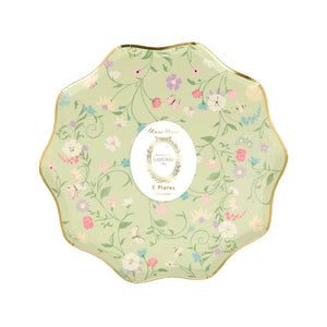 Ladurée Floral Partyteller von Meri Meri, festlich gedeckt