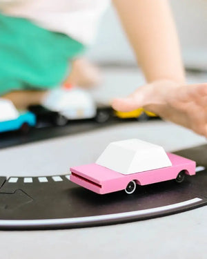 Candycar Limousine Rosa von Candylab Toys, rund 7,6 cm lang