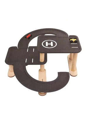 Holz-Parkhaus Race N Play von PlanToys von der Seite