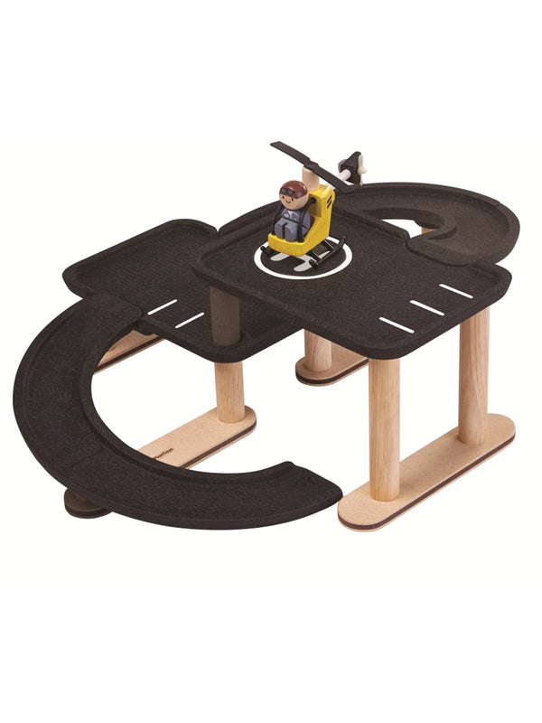 Race N Play Parking Garage