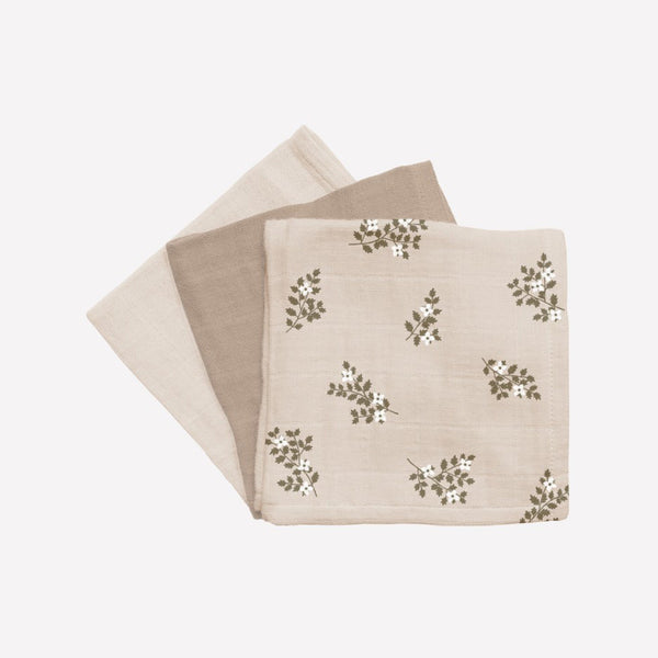 3 pack of muslin cloths Holly Flowers