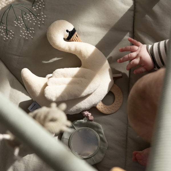 Swan-shaped hanging activity toy 