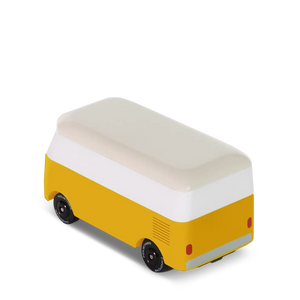 Candylab Toys VW Mini Sonnenstrahlgelb Spielzeugauto aus Holz von oben