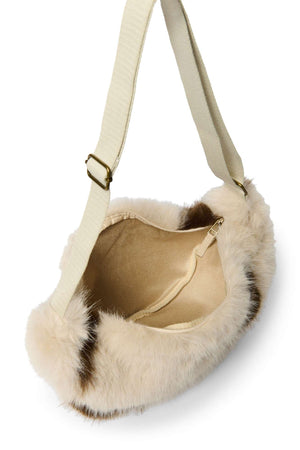 Reissverschluss der Studio Noos Gürteltasche im Detail