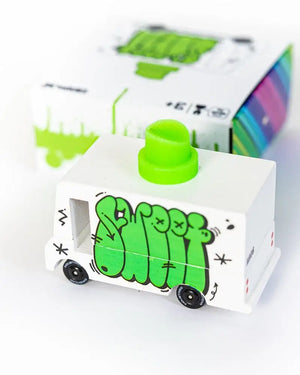 Spielzeug-Van Graffiti von Candylab Toys mit grünem Sprühaufsatz