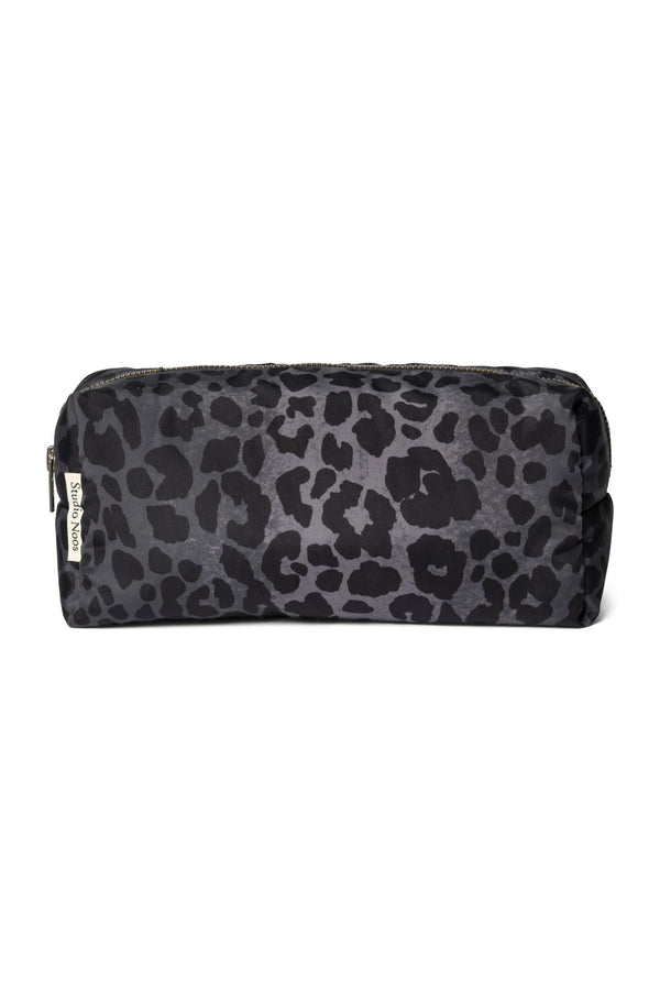 Anatara Leopard Puffy Case