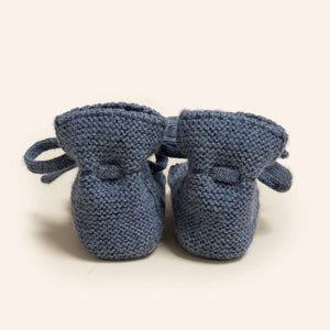 Schnürung der Hvid Booties in Jeansblau im Detail