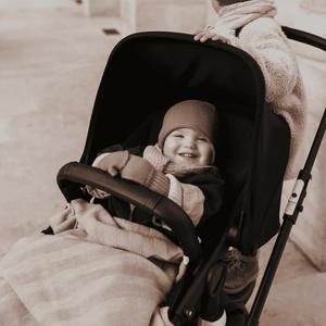 Hvid Babydecke Freddie Sand, kratzfrei auch bei Neurodermitis