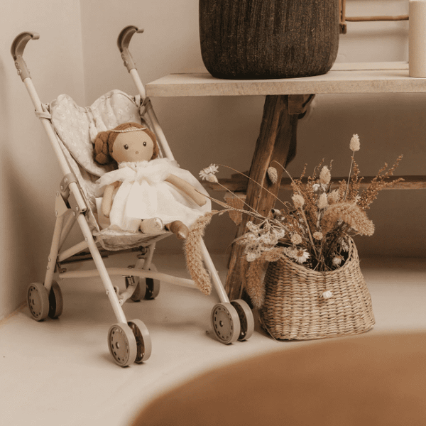 Mrs. Ertha Puppenwagen Little Daisys | Puppen | Beluga Kids