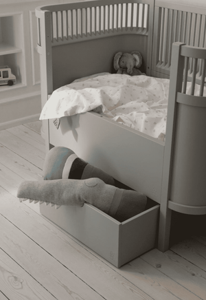Sebra Sleepy Croc Bettschlange im Kinderzimmer, Detailansicht