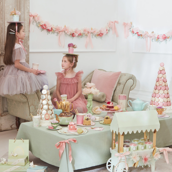 Meri Meri x Ladurée Garland