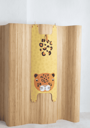 Luka der Leopard Kinder-Yogamatte von YOGITIER im Detail