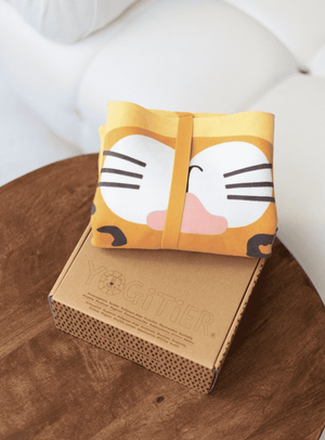 YOGITIER Yogamatte Luka der Leopard ausgerollt