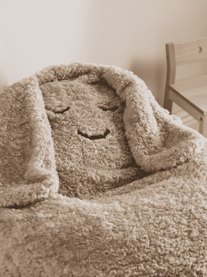 Snuggle Sitzsack im Kinderzimmer, Kuschelecke zum Hineinlümmeln