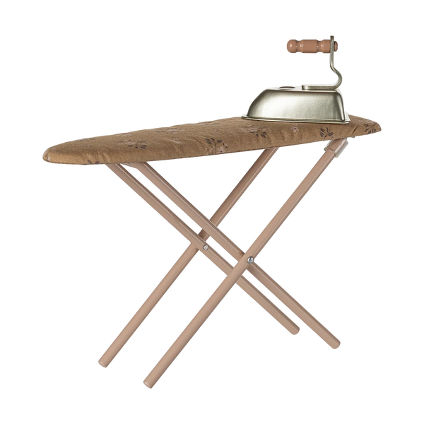Miniature Bügeleisen und Brett Powder