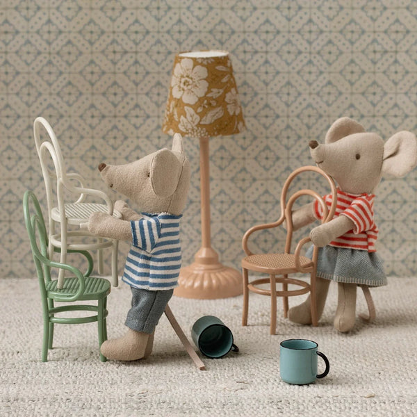 Vintage Stuhl Maus Dark Powder