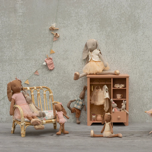 Grand canapé en rotin naturel 