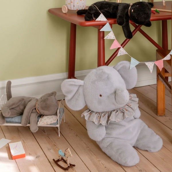 Schlafendes Kätzchen Plüsch Medium Schwarz