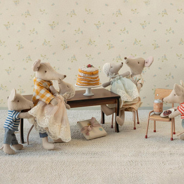 Langer Esstisch Maus