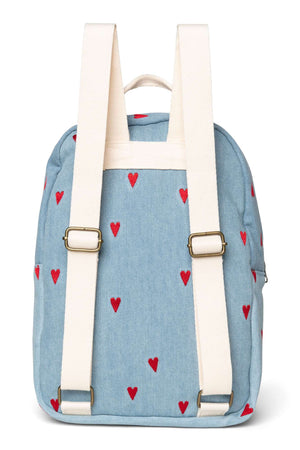Midi Rucksack Denim Hearts von Studio Noos auf dem Kinderrücken