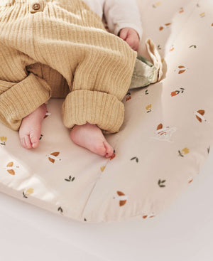 Wickelauflage Dove Songbirds von Dear April mit abnehmbarem, waschbarem Bezug