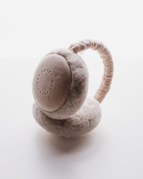 Cache-oreilles taupe