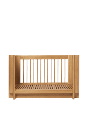 ferm LIVING Tilu Babybett Natural Oak – Detailansicht Eichenholz