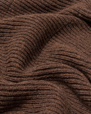 Hvid Babydecke Gaston Dark Brown, 100 x 140 cm, auf dem Kinderbett