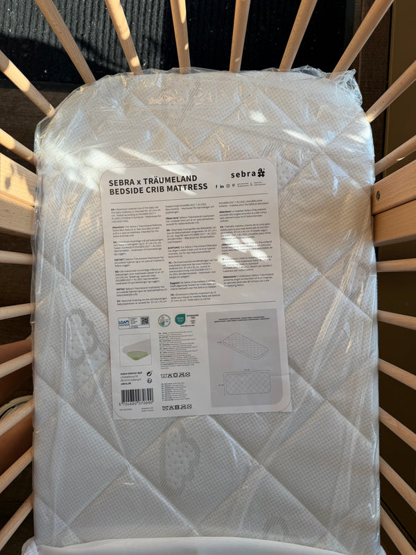 Ausstellung: Sebra Beistellbett Wooden Edition + Matratze + Fixleintuch