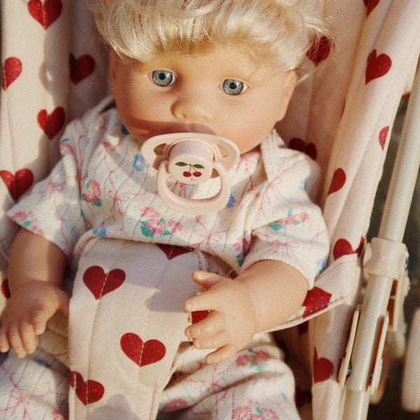 Exclusive: Amour Rouge doll stroller