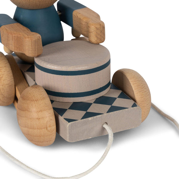 Konges Slojd FSC Nachzieh-Bär aus Holz | Activity-Spielzeug | Beluga Kids