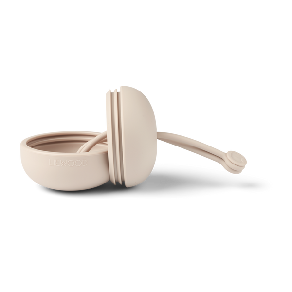 Philip Schnulleretui Sandy