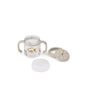 Snackbecher All Together von Liewood, Deckel und Griffe im Detail