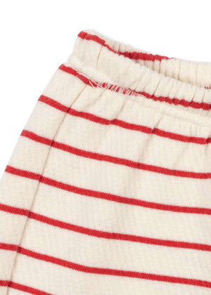 Kind trägt die Largo Shorts von Konges Sløjd x Rosie HW